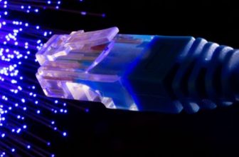 Fibra FTTC vs FTTH: Scopri le differenze tra fibra mista e fibra totale!